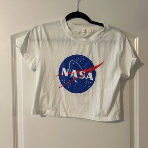ROMWE Cropped NASA shirt size medium